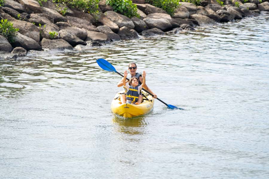 02/03 - 02/09 - Watch Pipeline Surf Challenge ! - Kayak and SUP Time at Surf N Sea, If You Want Real Movement