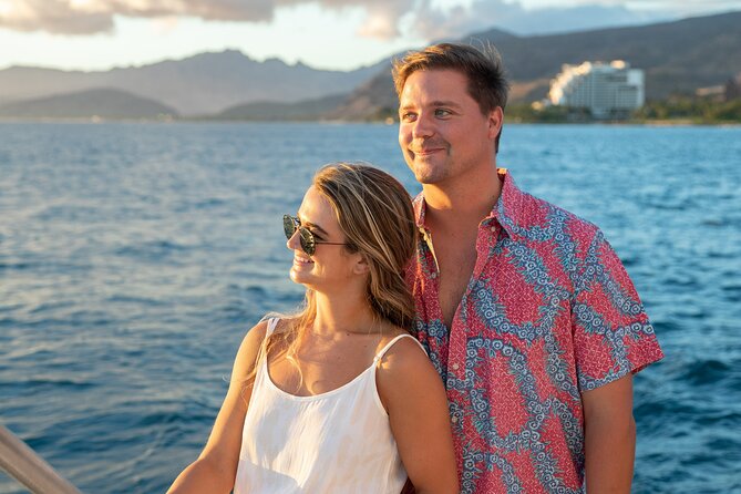 2-Hour Oahu Sunset Catamaran Sail - Wildlife and sunset views: what you can hope for, and what you can control