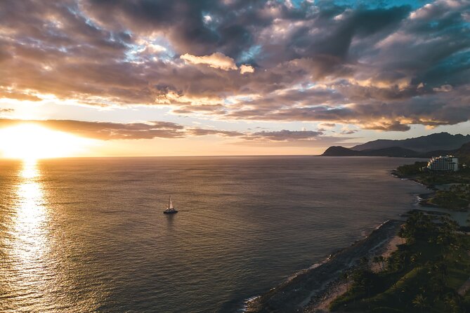 2-Hour Oahu Sunset Catamaran Sail - The 2-hour cruise: what the time actually feels like on board