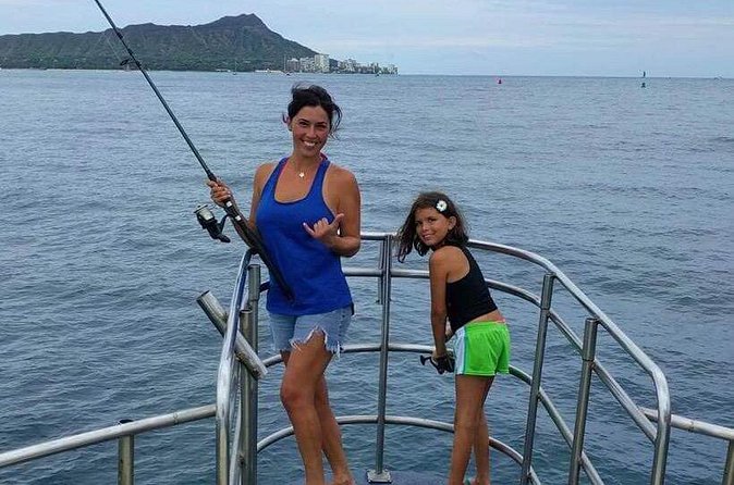 3-Hour Honolulu Bottom Fishing Adventure - No Fish Finder: How That Changes Your Odds (and Your Expectations)
