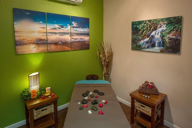 60 Minute Couples Massage - Arrive ready: what to wear, what to expect at check-in