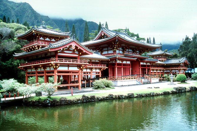 All Inclusive Ultimate Circle Island Tour, Waimea Falls & Lunch - Mokolii Island and Kahana Bay: the shoreline breaks for Chinaman’s Hat photos