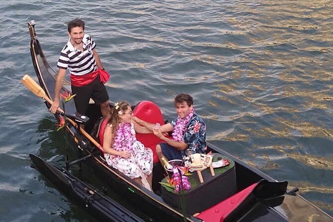 Aloha Gondola Cruise with Drinks & Pastries - What’s Included: Drinks, Pastries, and a Forever Lei