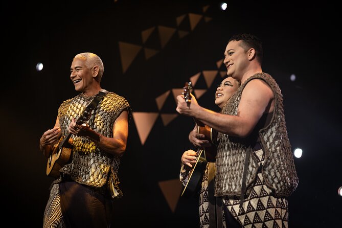 'Auana by Cirque du Soleil at the Waikiki Beachcomber Hotel - Where Auana Lives at the Waikiki Beachcomber (And Why Intimacy Matters)