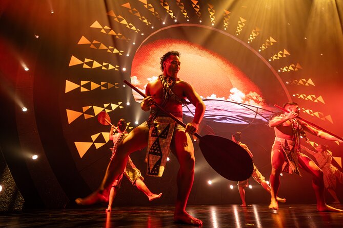 'Auana by Cirque du Soleil at the Waikiki Beachcomber Hotel - Who Auana Fits Best (And Who Might Want to Think Twice)