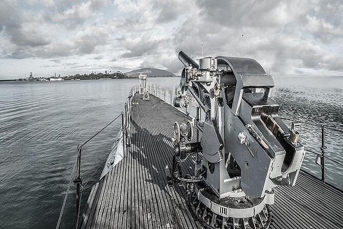 Battleships of WWII at Pearl Harbor Departing from Waikiki - Key points before you go