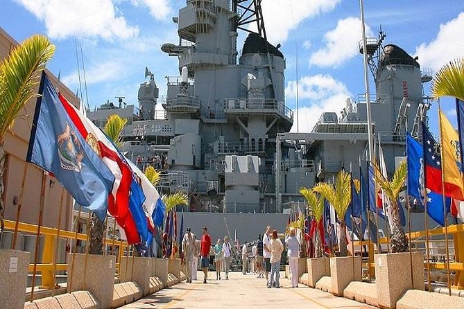 Battleships of WWII at Pearl Harbor from Big Island - Pearl Harbor Visitor Center, film, and the quiet boat ride