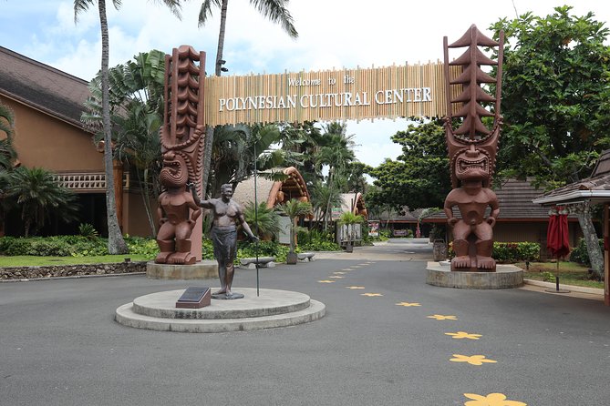 Best of Oahu: Pearl Harbor, Arizona Memorial and the Polynesian Cultural Center - USS Arizona Memorial boat ride and the short film that sets the mood