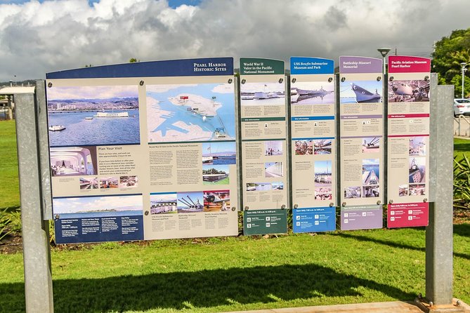 Best Of Pearl Harbor: USS Arizona Memorial & Historic Honolulu - Stop 1: Pearl Harbor Historic Sites Visitor Center (about 20 minutes)