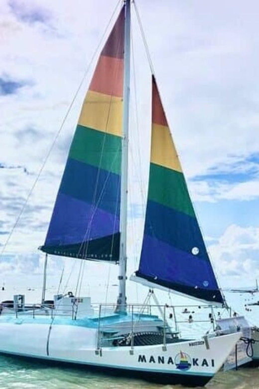 Board from Waikiki Beach: Friday Night Fireworks sail - Key highlights worth planning around