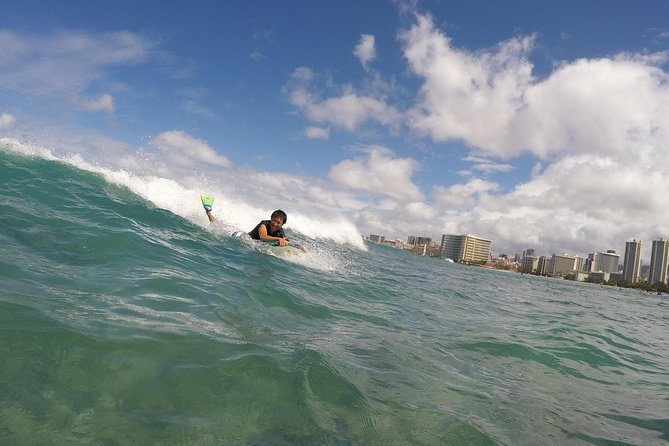 Bodyboarding 1-to-1 Private Lesson with Waikiki Courtesy Shuttle - On the water: how the coaching is tailored to your skill
