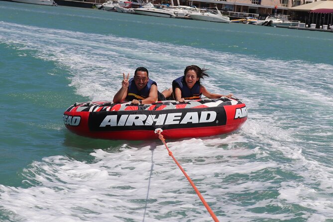 Combo Banana Boat Ride and Bumper Tube Ride in Hawaii - Entering the Water: What Happens Before You Ride