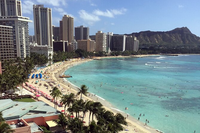 Creative Soul Scavenger Hunt of Waikiki Oahu - The Duke Kahanamoku Beach mission, photos, and how the game moves
