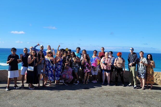 Cruise Ship with Direct "Pier Pick Up" All Fee's Included - Honolulu Stops Without the Hassle: Souvenirs, Snacks, and Bathroom Breaks