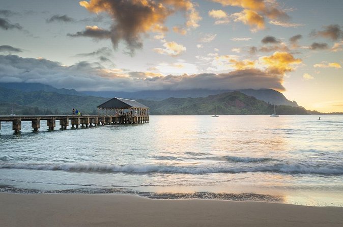 Day Trip from Oahu to Kauai: Highlights & Movie Sites - Stop 0: Beachside Old-Town Energy and the Jurassic Park Egg Scene