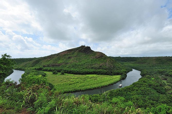 Day Trip from Oahu to Kauai: Waimea Canyon & Wailua River - Fern Grotto: The Easy Walk That Makes the Boat Ride Worth It