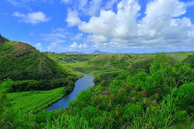 Day Trip from Oahu to Kauai: Waimea Canyon & Wailua River - Spouting Horn Park: The 15-Minute Coastal Photo Moment