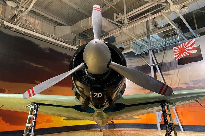 Deluxe Arizona Memorial and Pearl Harbor Aviation Museum Tour - Getting value for $121.50: what makes this tour feel “deluxe”