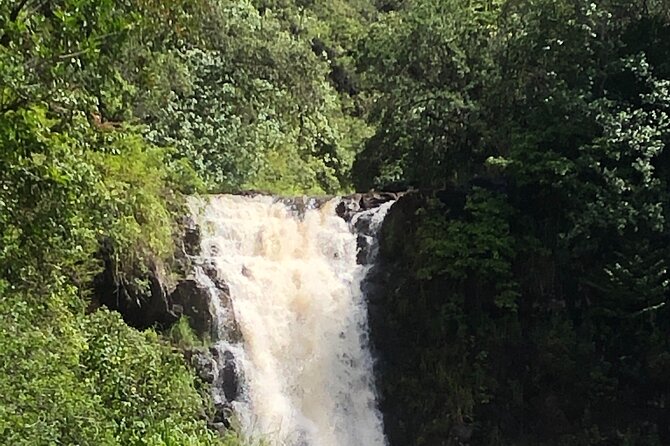 Diamond head crater trail , Sightseeing & South Side beach day - What to bring for a smooth Diamond Head plus beach day