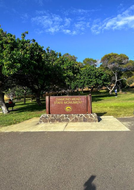 Diamond Head Manoa Falls - Should you book Diamond Head and Manoa Falls?