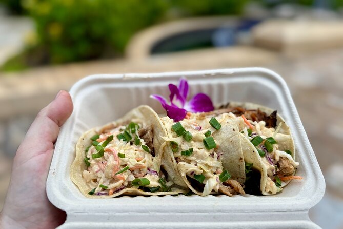 Downtown Honolulu Food Tour with 5 Local Favorites Tastings - Surf Icons at Duke Kahanamoku Lagoon and Kuhio Beach, Where the Food Fits the View