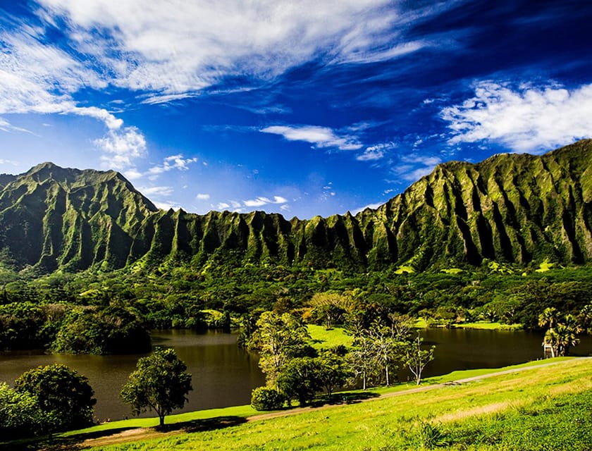 Explore Oahu in a Polaris Slingshot - Getting on the road fast: helmets, navigation, and the self-guided setup