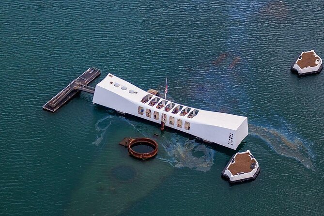 Family-friendly Pearl Harbor and Honolulu Downtown with private transportation - Key things I’d zero in on first