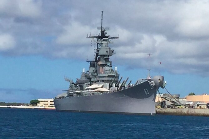 Family-friendly Pearl Harbor and Honolulu Downtown with private transportation - Getting picked up in Waikiki, and why the timing matters