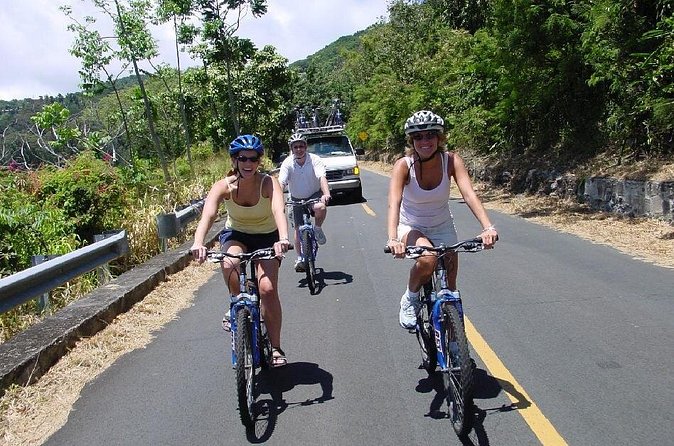 Full Day Oahu Bike, Hike, Sail and Snorkel Combo - Guides who make the day feel organized, not stitched together