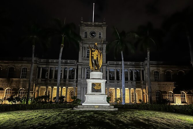 Ghosts of Old Honolulu Walking Tour - Lopaka Kapanui is the show, with Hawaiian lore that feels personal