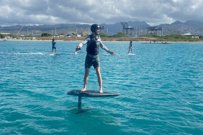 Group of 2 + mid length eFoil experience Honolulu HAWAII - Who this Honolulu eFoil lesson fits best