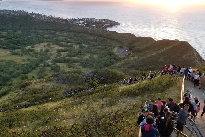 Half-Day Hiking Tour to Diamond Head and Makapuu Lighthouse - A smart way to hit Oahu’s top viewpoints fast