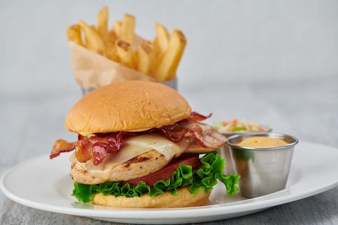 Hard Rock Cafe Honolulu - Food and drink plan: what is included, and what you will pay extra for