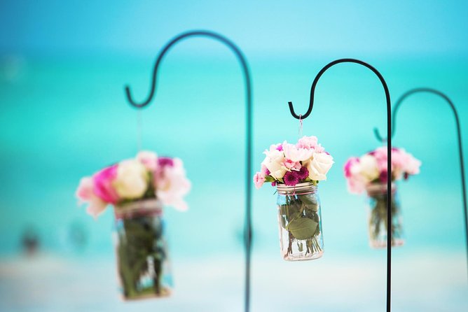 Hawaii Wedding - Aloha Beach Wedding and Photo Session - What Happens at Waialae Beach Park (and Why Timing Matters)