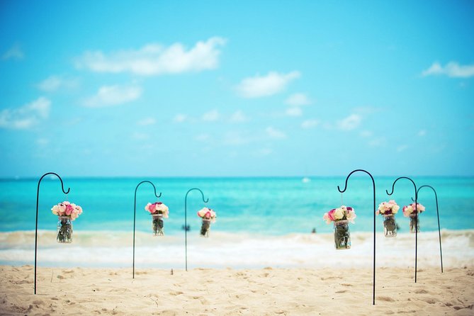 Hawaii Wedding - Aloha Beach Wedding and Photo Session - The $750 Price Tag, and What You Really Get for It
