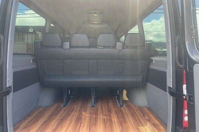 HNL Airport & Waikiki Private Transfer by Brand New Mercedes Van - The Mercedes Van for Up to 14: Why Group Size Is the Real Selling Point