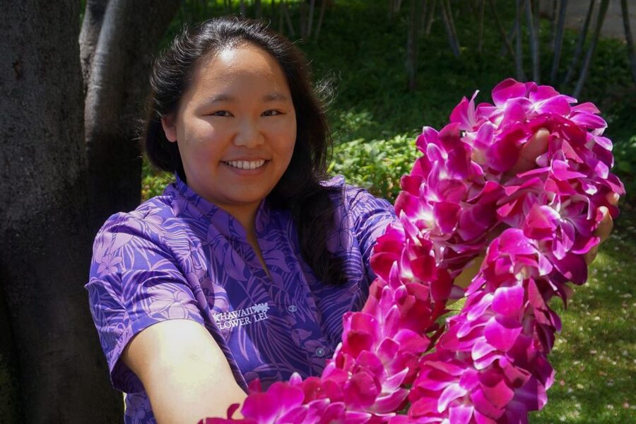 Honolulu Airport Custom Lei Greeting - Choose Your Lei - Small logistics that can matter more than you think