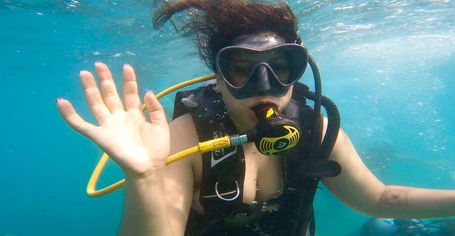Honolulu: Beginner Scuba Diving Tour With Free Videos - Getting Started: Safety Briefing and Gear Fitting With Kyle