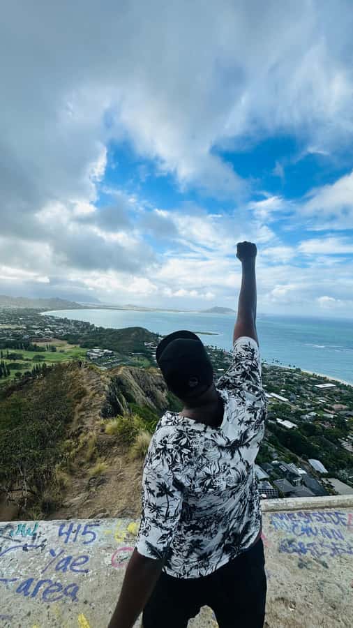 Honolulu: Diamond Head Hike with Transfers - Diamond Head Summit: Why This Crater Is Still a Classic