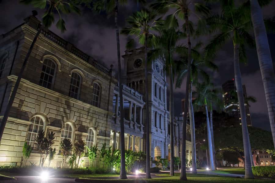 Honolulu Haunts: Ghosts and Spirits Walking Tour - How spooky is it, and what kind of experience you should expect