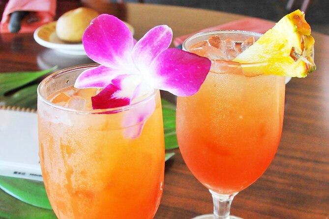 Honolulu: Pacific Star Sunset Dinner Cruise and Show - The Friday option: extra hour and fireworks before you return