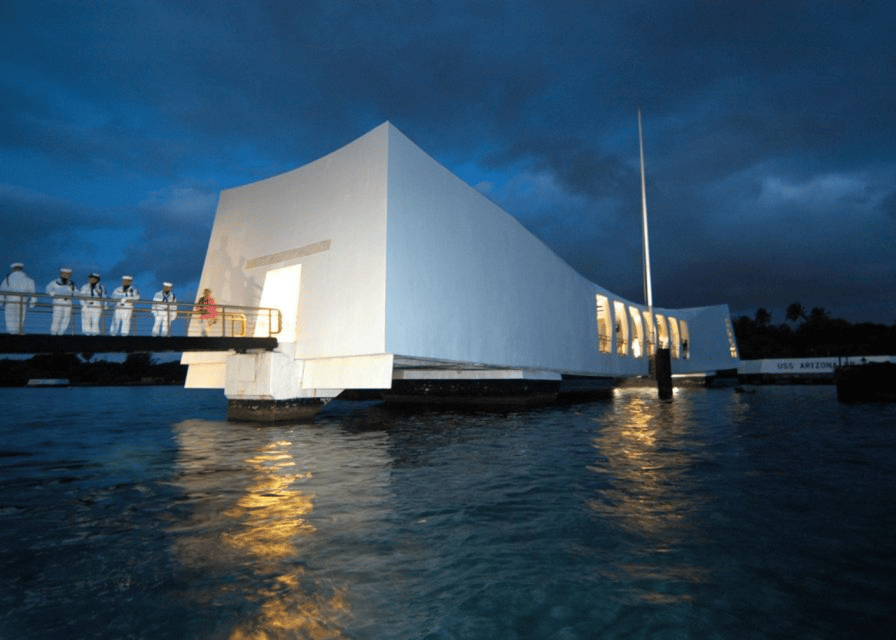 Honolulu: Pearl Harbor USS Arizona Memorial Tour - The skip-the-line setup: why the separate entrance matters