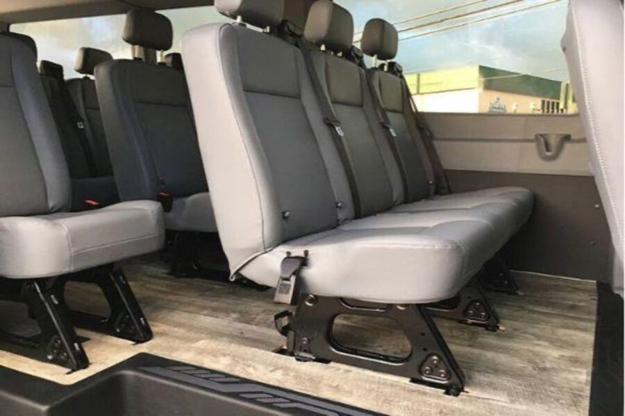 Honolulu: Private Airport Transfer with Arrival Lei Greeting - Comfort in the Vehicle, Plus the Little Extras