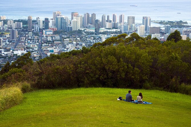 Honolulu Rainforest Self-Guided Audio Tour - Na Ala Hele Tantalus-Arboretum Trail loop, the hike that closes with views