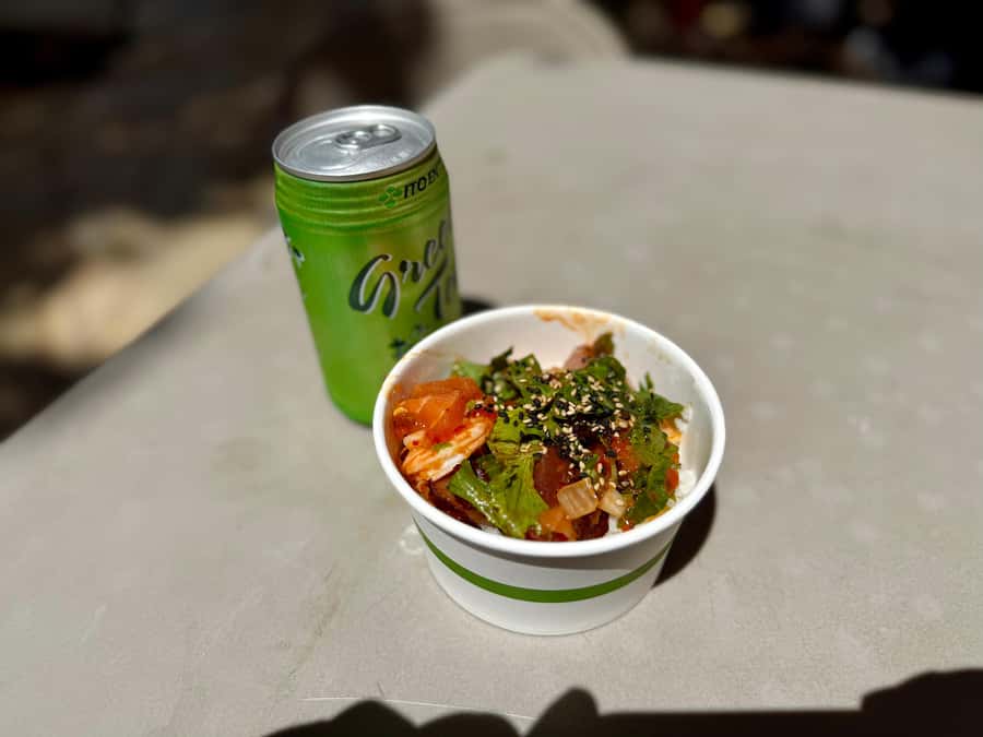 Honolulu: Waikiki Food Tour with Local Guide - Hawaiian BBQ tasting and artisanal shave ice to cool everything down