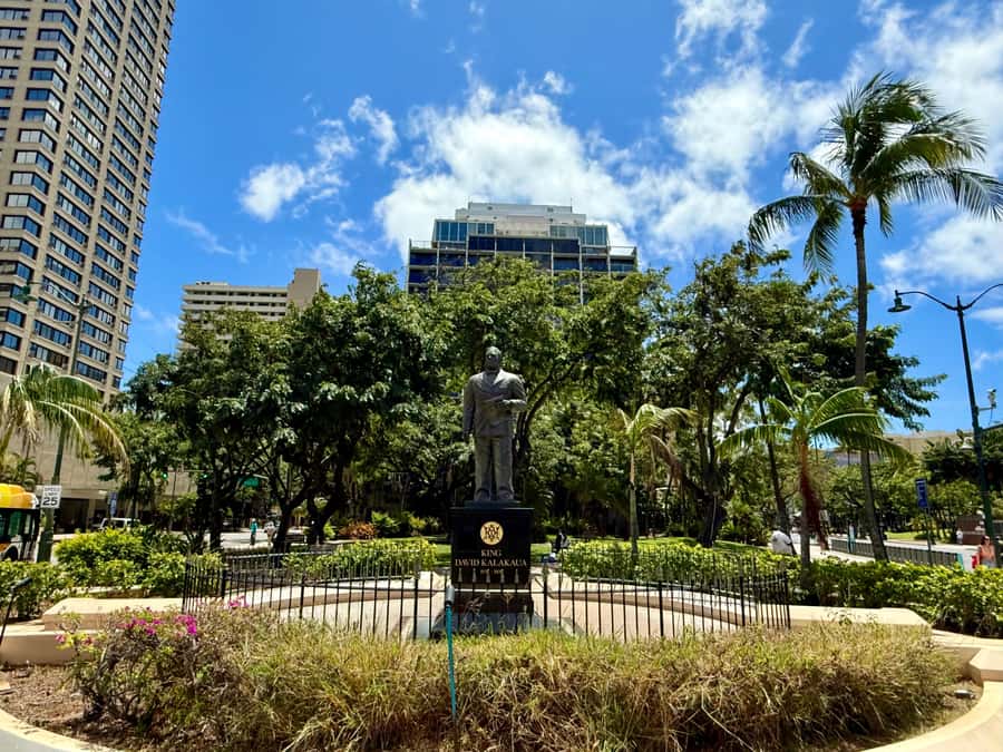 Honolulu: Waikiki Food Tour with Local Guide - Should you book this Honolulu Waikiki Food Tour?