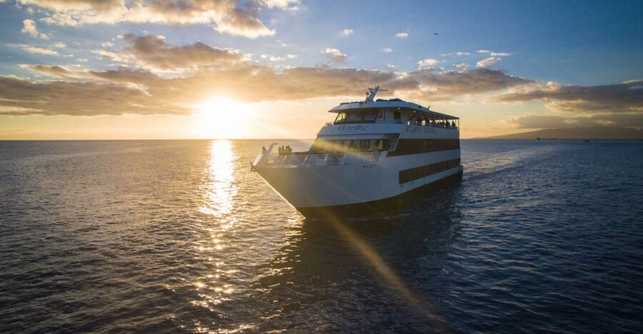 Honolulu: Waikiki Sunset and Cocktail Cruise - Majestic by Atlantis check-in and the vibe onboard