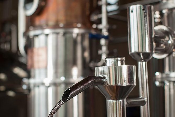 Kō Hana Hawaiian Rum Distillery Tour and Tasting for One - Stop 1 at Kō Hana Distillers: From Cane Juice to Sugar Cane History