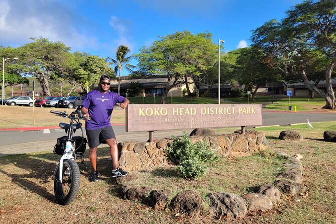 Koko Head E-Bike Ride and Hike Tour - Starting point and first hour: Waikiki at 7:00 am