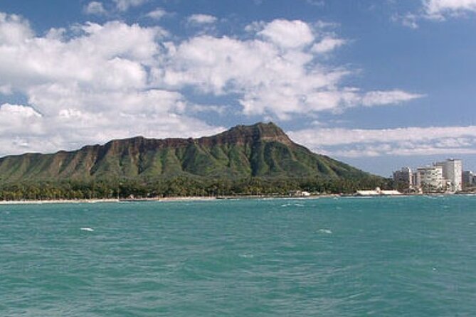 Late Breakfast Cruise in Honolulu - How group size shapes the experience